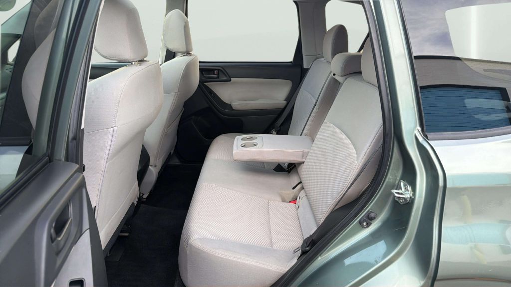 Photo 20 of this SUBARU FORESTER