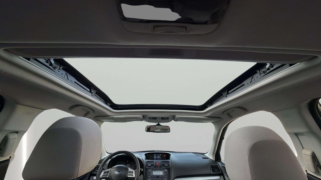 Photo 22 of this SUBARU FORESTER
