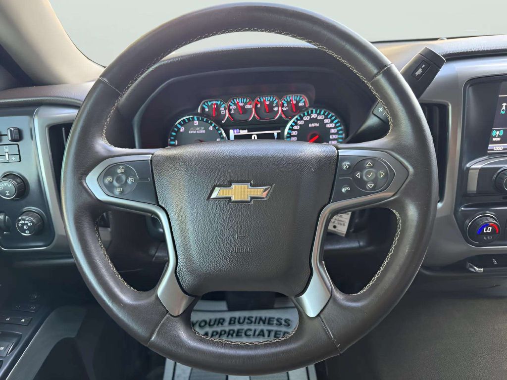 Photo 18 of this CHEVROLET SILVERADO 1500