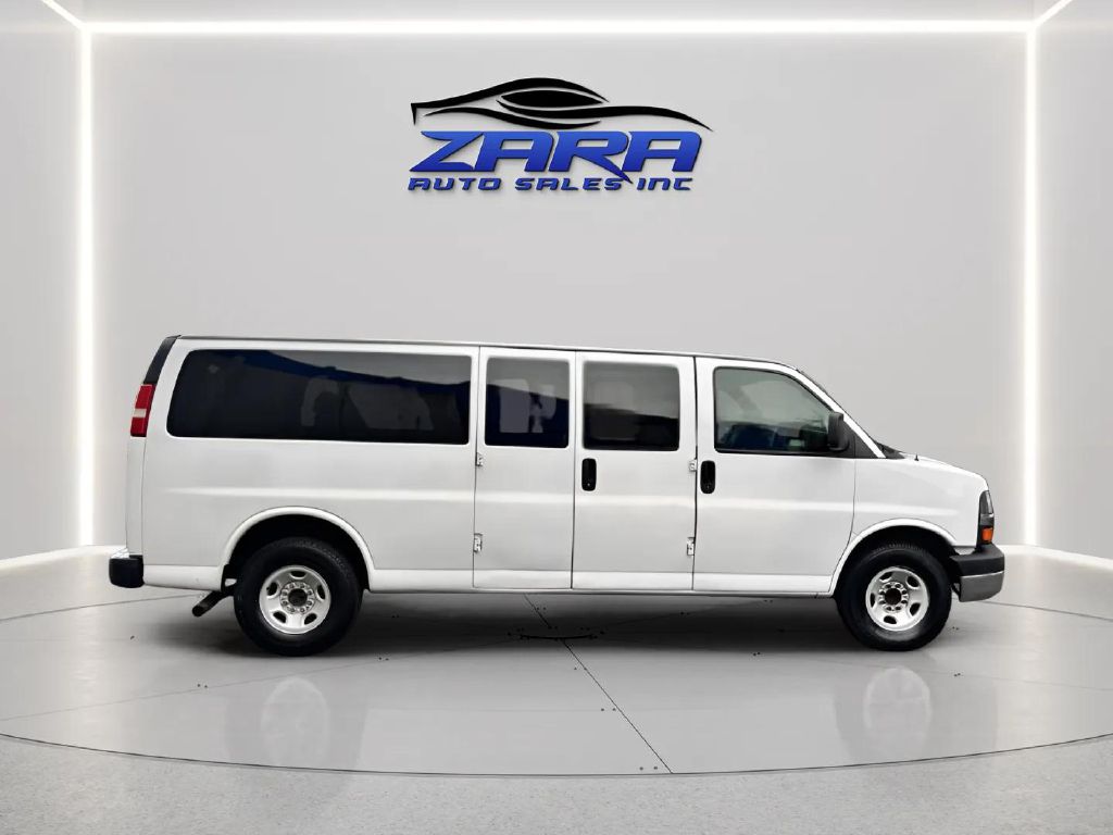 Photo 7 of this CHEVROLET EXPRESS