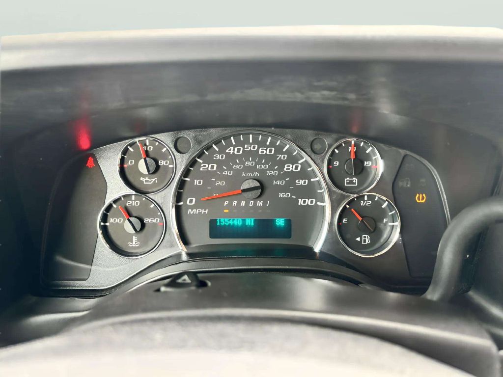 Photo 17 of this CHEVROLET EXPRESS