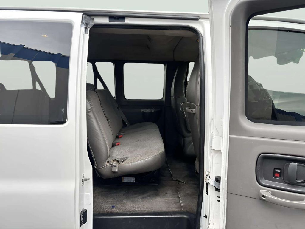 Photo 18 of this CHEVROLET EXPRESS