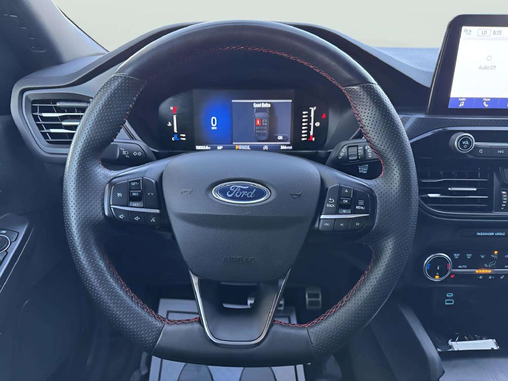 Photo 19 of this FORD ESCAPE