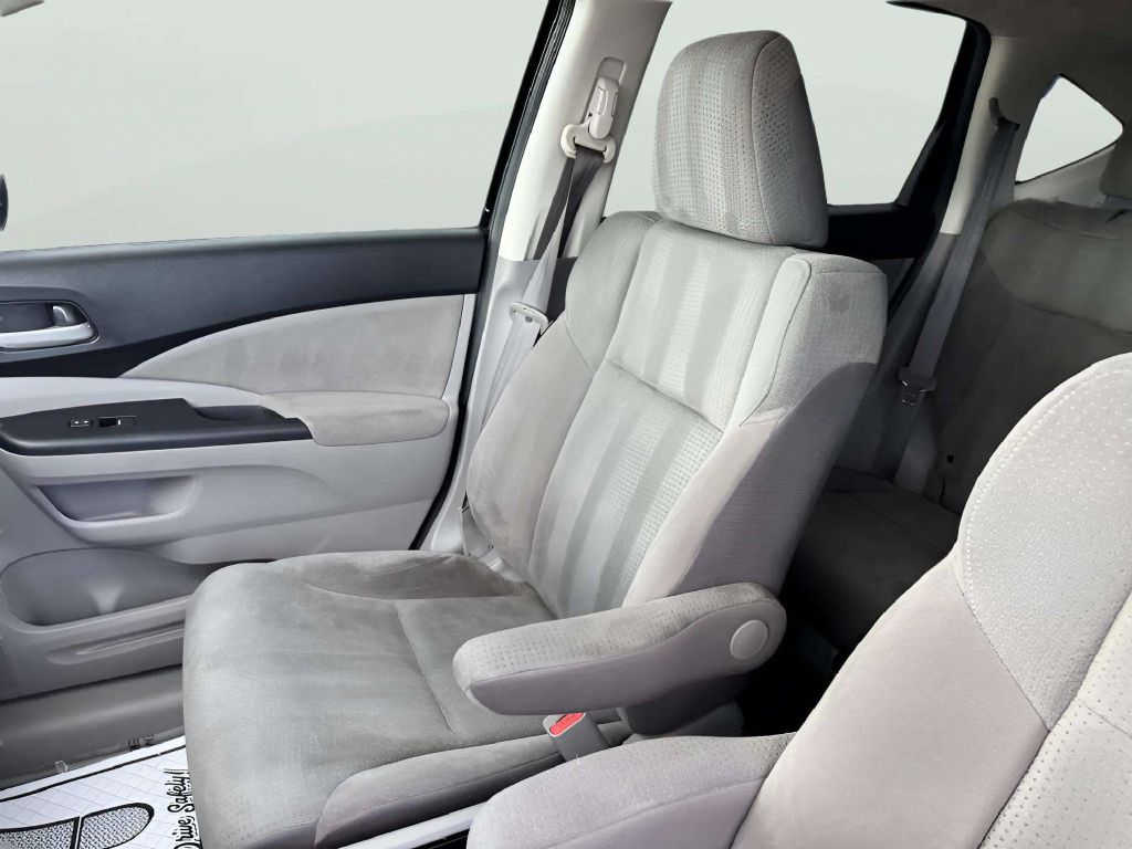 Photo 13 of this HONDA CR-V