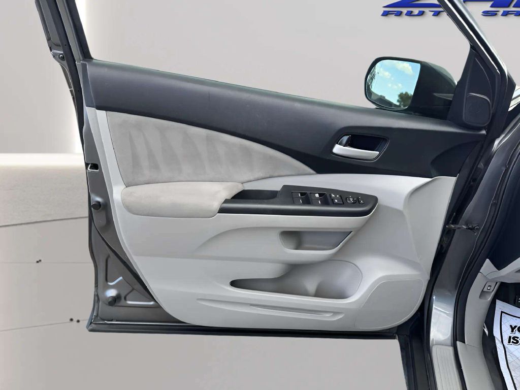 Photo 15 of this HONDA CR-V