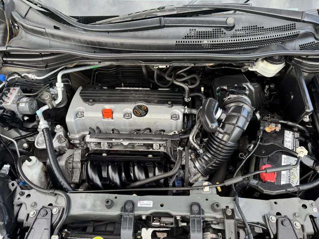 Photo 26 of this HONDA CR-V