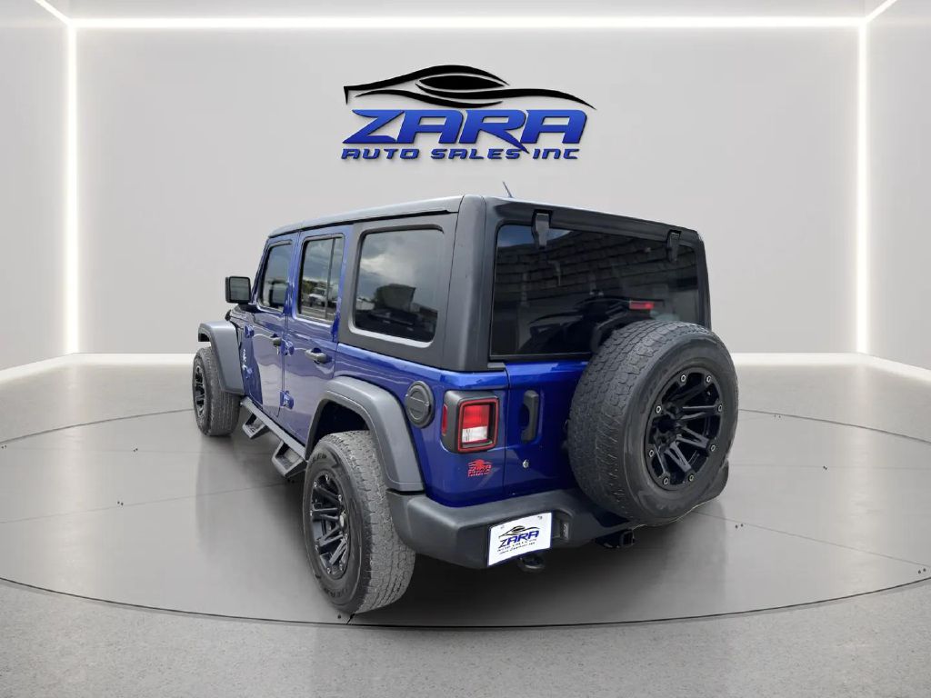 Photo 4 of this JEEP WRANGLER UNLIMI