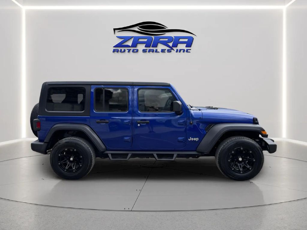 Photo 7 of this JEEP WRANGLER UNLIMI