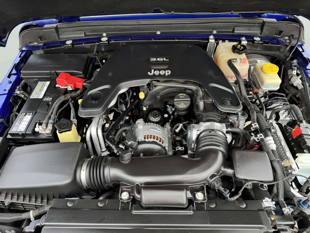 Photo 28 of this JEEP WRANGLER UNLIMI