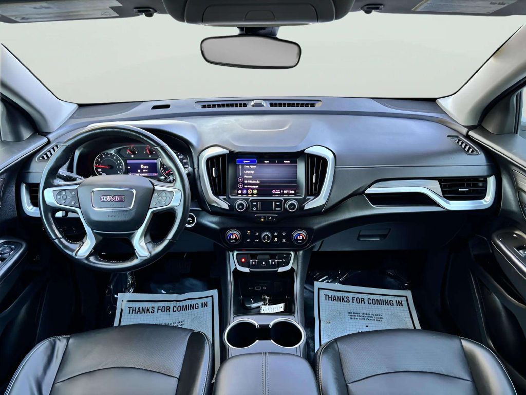Photo 17 of this GMC TERRAIN