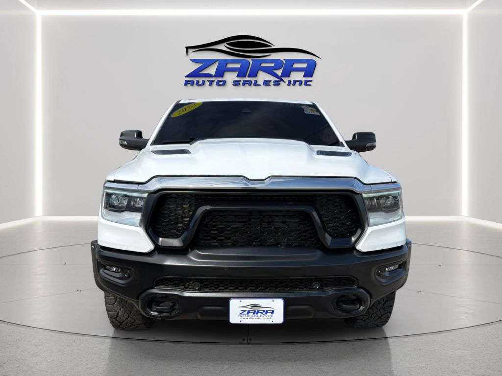 Photo 2 of this RAM 1500