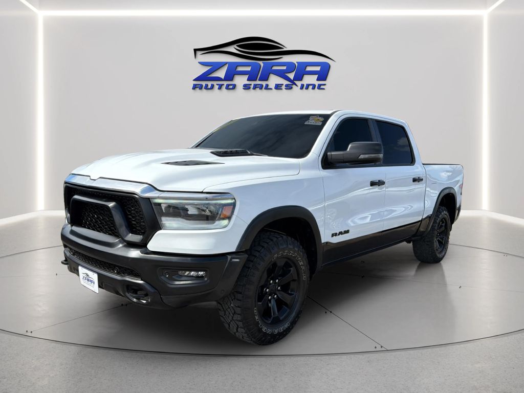 Photo 3 of this RAM 1500