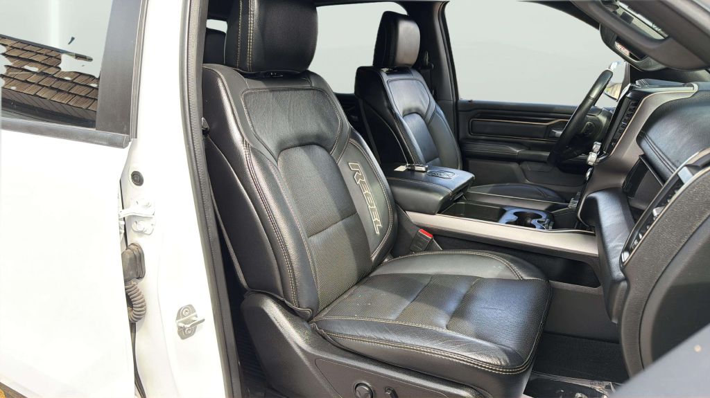 Photo 14 of this RAM 1500