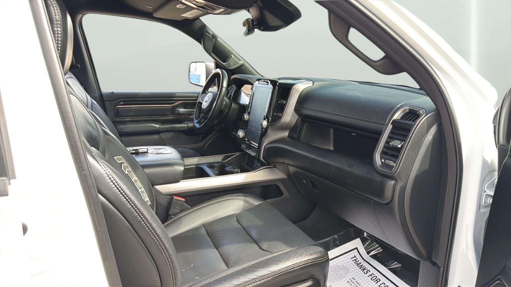 Photo 15 of this RAM 1500