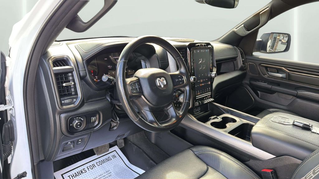 Photo 17 of this RAM 1500