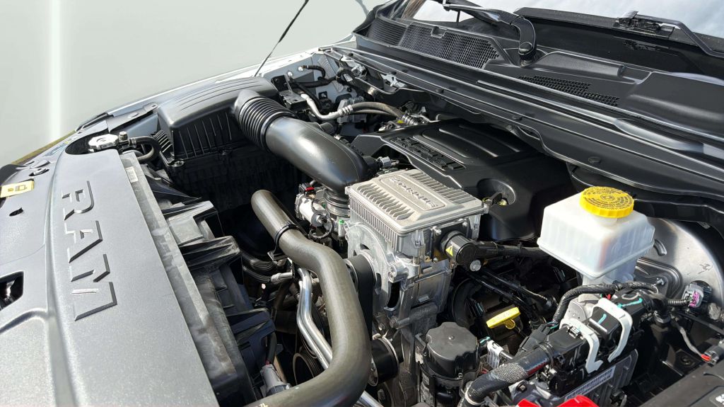Photo 33 of this RAM 1500