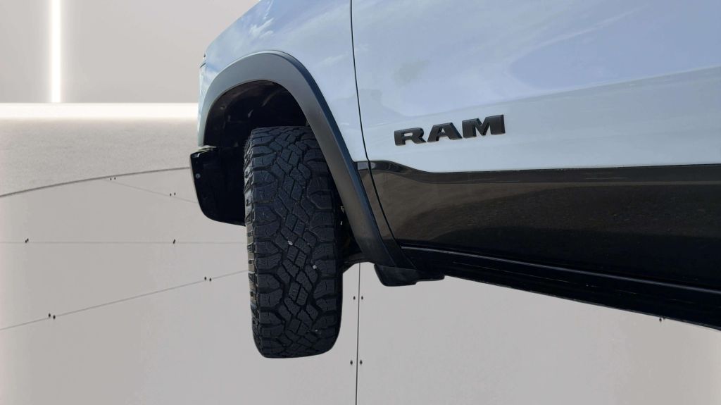 Photo 36 of this RAM 1500
