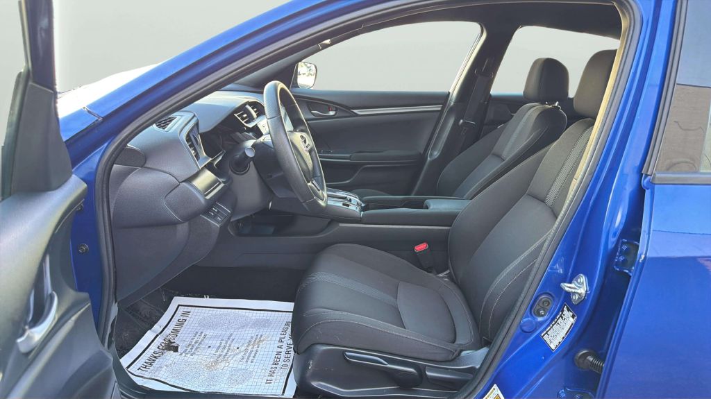 Photo 11 of this HONDA CIVIC