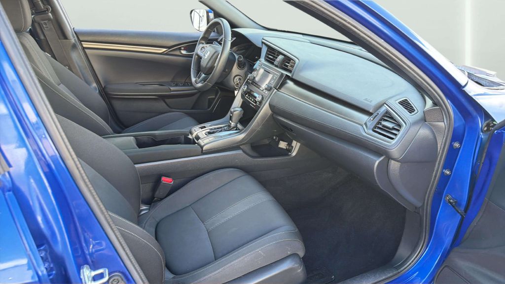Photo 15 of this HONDA CIVIC
