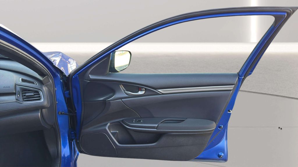 Photo 16 of this HONDA CIVIC