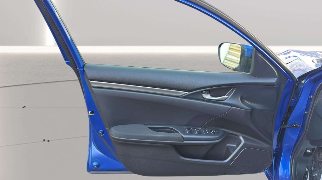 Photo 18 of this HONDA CIVIC
