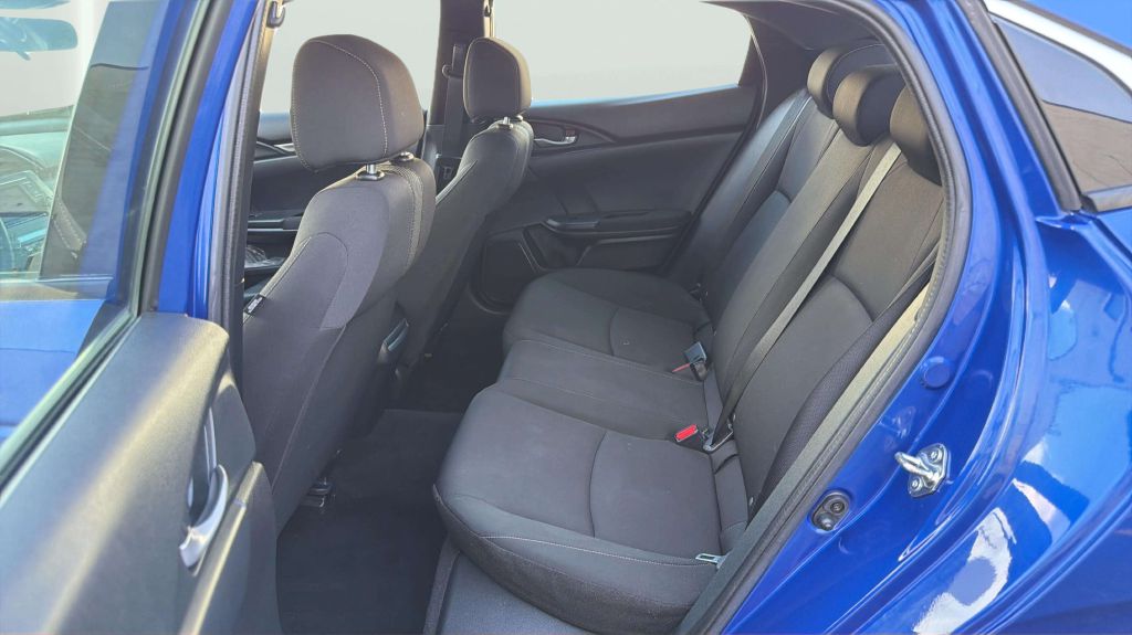 Photo 19 of this HONDA CIVIC
