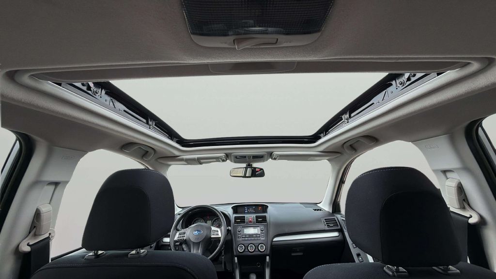 Photo 22 of this SUBARU FORESTER