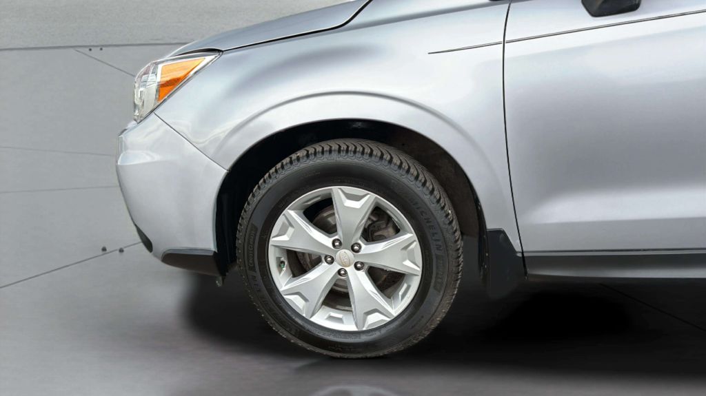 Photo 32 of this SUBARU FORESTER