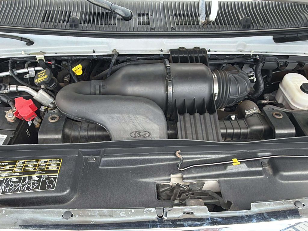 Photo 25 of this FORD E-SERIES