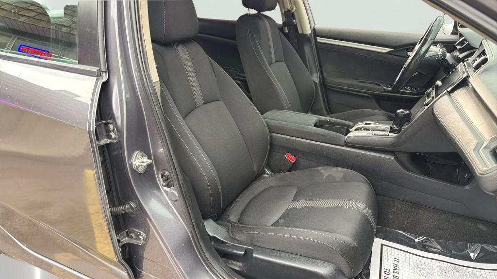 Photo 13 of this HONDA CIVIC