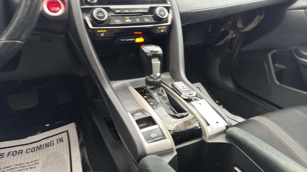 Photo 21 of this HONDA CIVIC