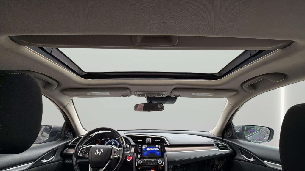 Photo 24 of this HONDA CIVIC