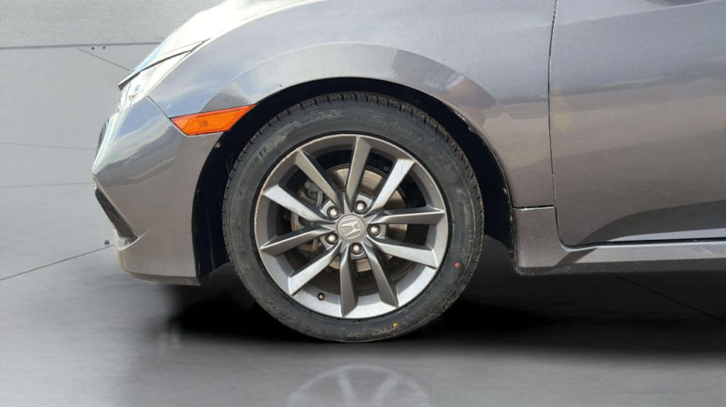 Photo 29 of this HONDA CIVIC