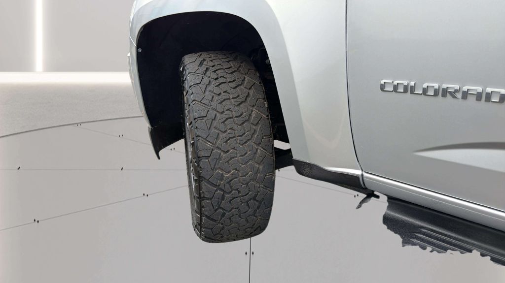 Photo 34 of this CHEVROLET COLORADO