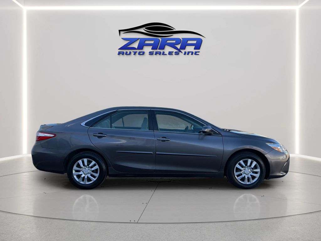 Photo 8 of this TOYOTA CAMRY