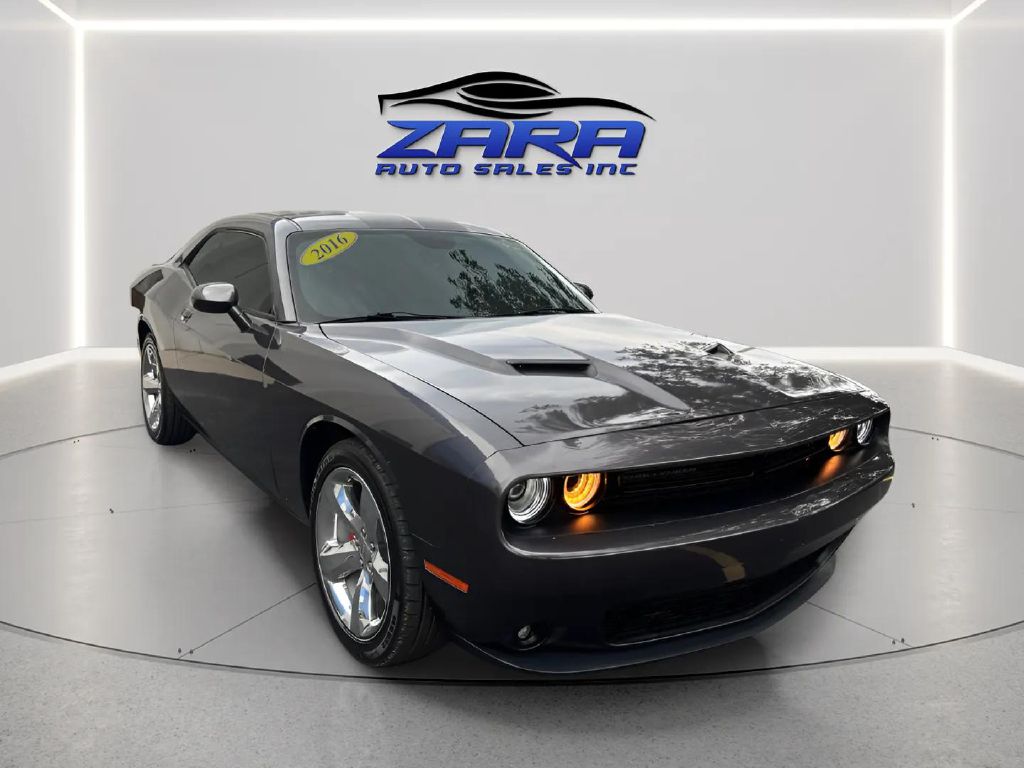 Photo 8 of this DODGE CHALLENGER