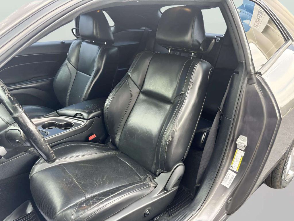 Photo 13 of this DODGE CHALLENGER