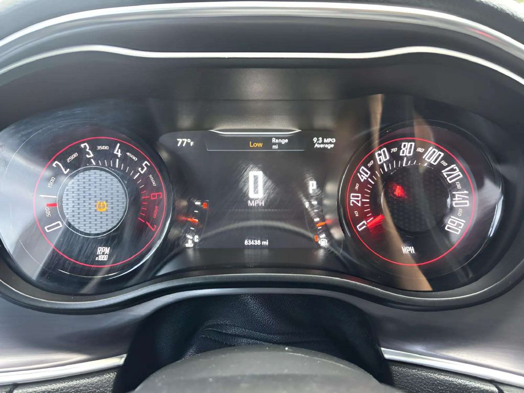 Photo 21 of this DODGE CHALLENGER