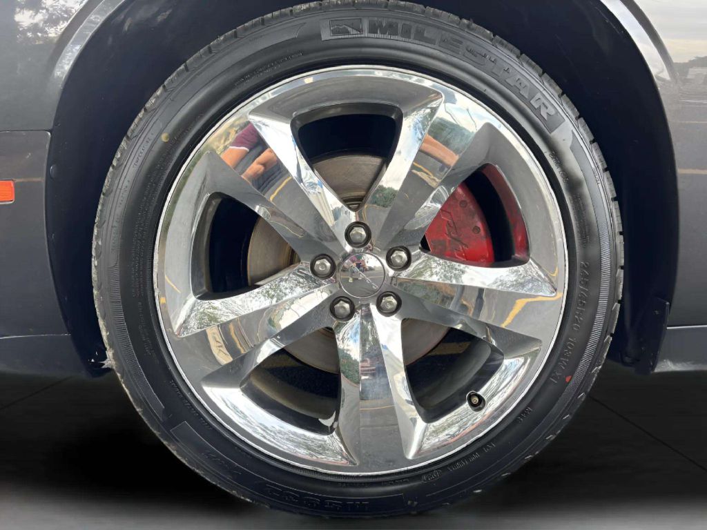 Photo 25 of this DODGE CHALLENGER