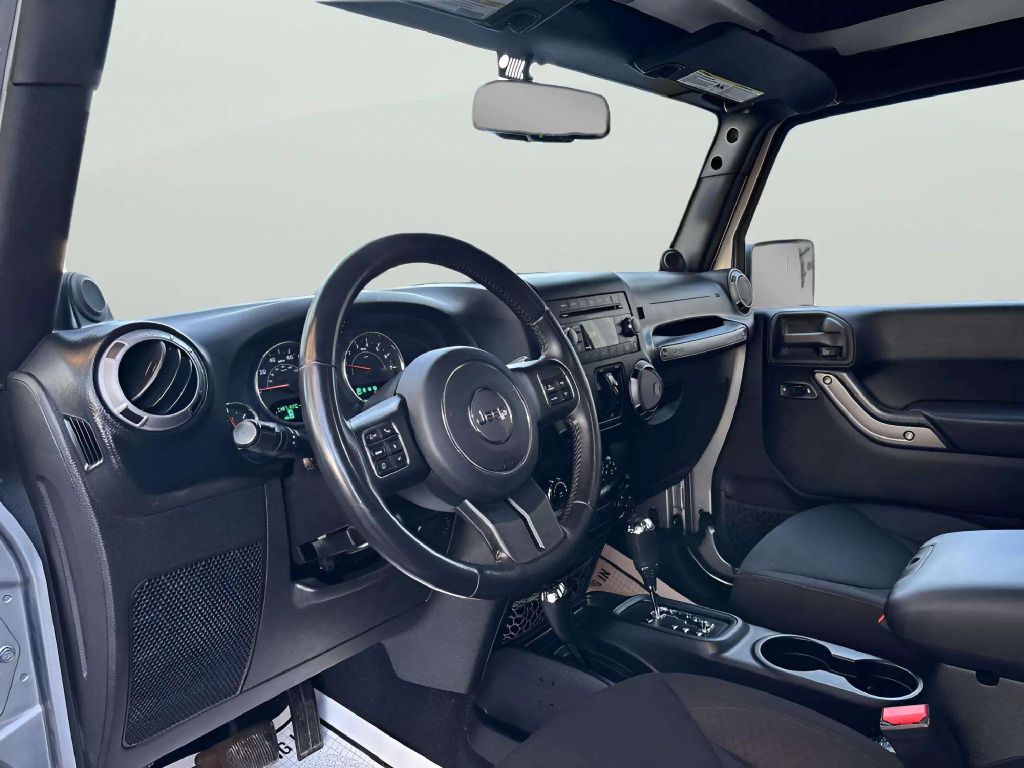 Photo 11 of this JEEP WRANGLER UNLIMI