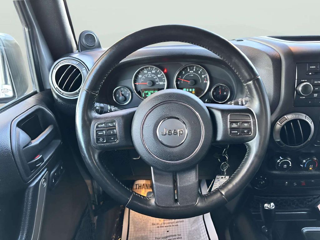 Photo 22 of this JEEP WRANGLER UNLIMI