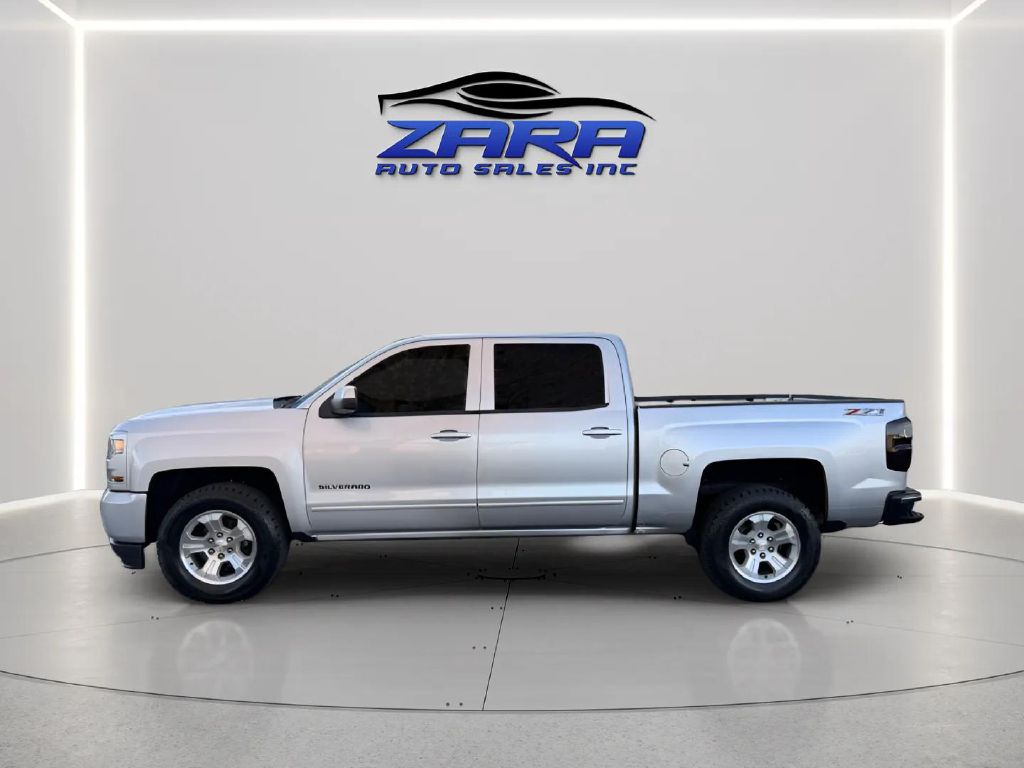Photo 4 of this CHEVROLET SILVERADO 1500