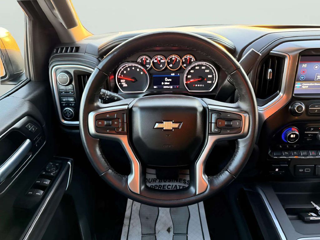 Photo 21 of this CHEVROLET SILVERADO 1500