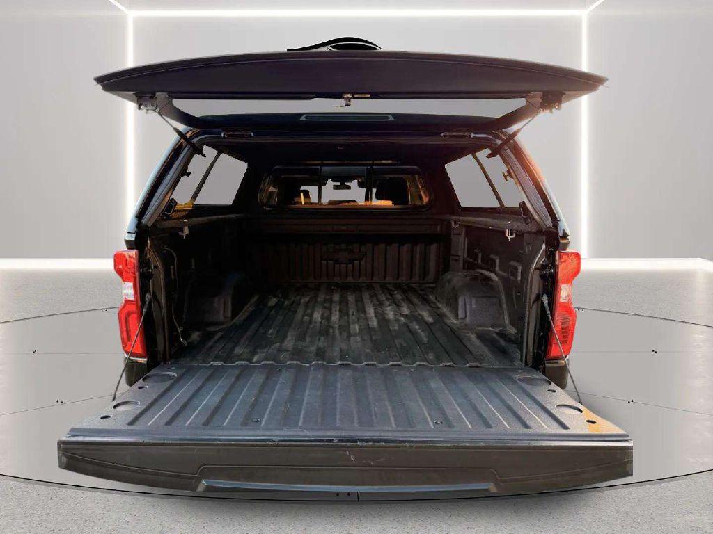 Photo 28 of this CHEVROLET SILVERADO 1500