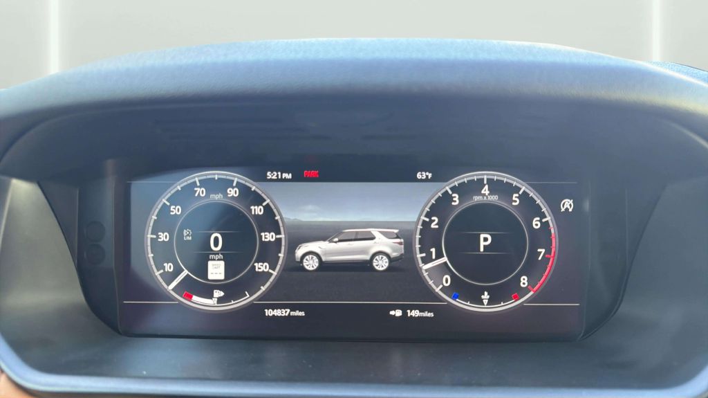 Photo 28 of this LAND ROVER DISCOVERY