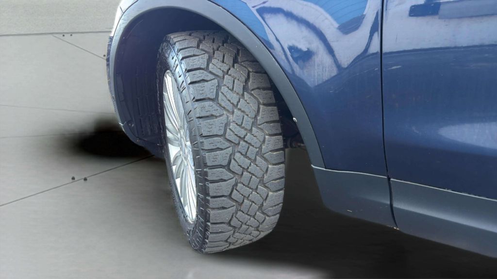 Photo 37 of this LAND ROVER DISCOVERY