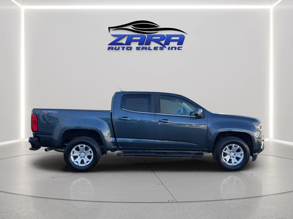 Photo 8 of this CHEVROLET COLORADO