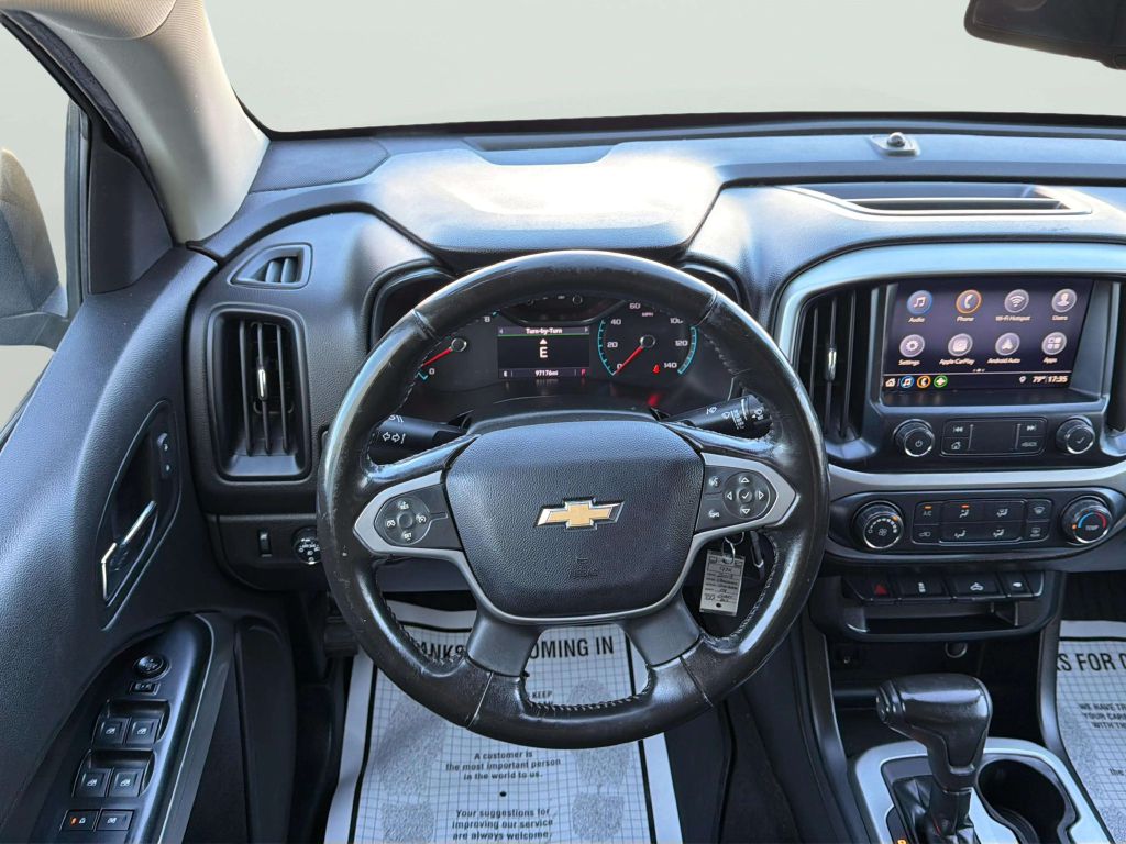 Photo 19 of this CHEVROLET COLORADO