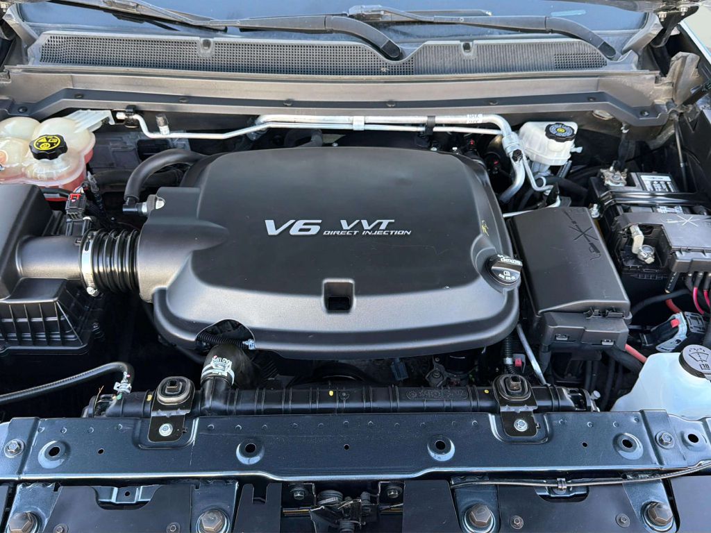 Photo 26 of this CHEVROLET COLORADO