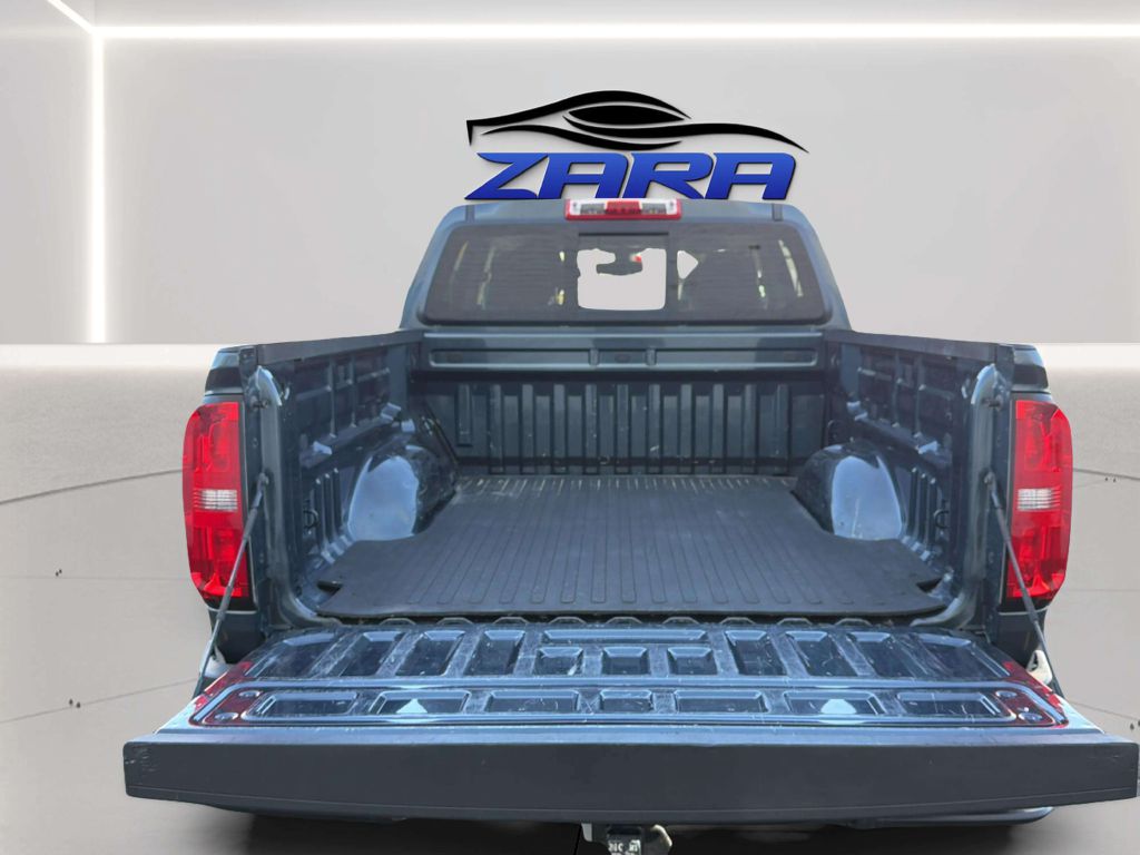 Photo 27 of this CHEVROLET COLORADO
